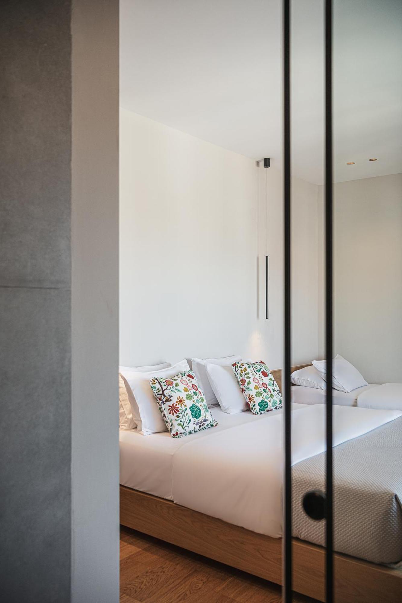 Theofilos City Hotel Ханья Экстерьер фото