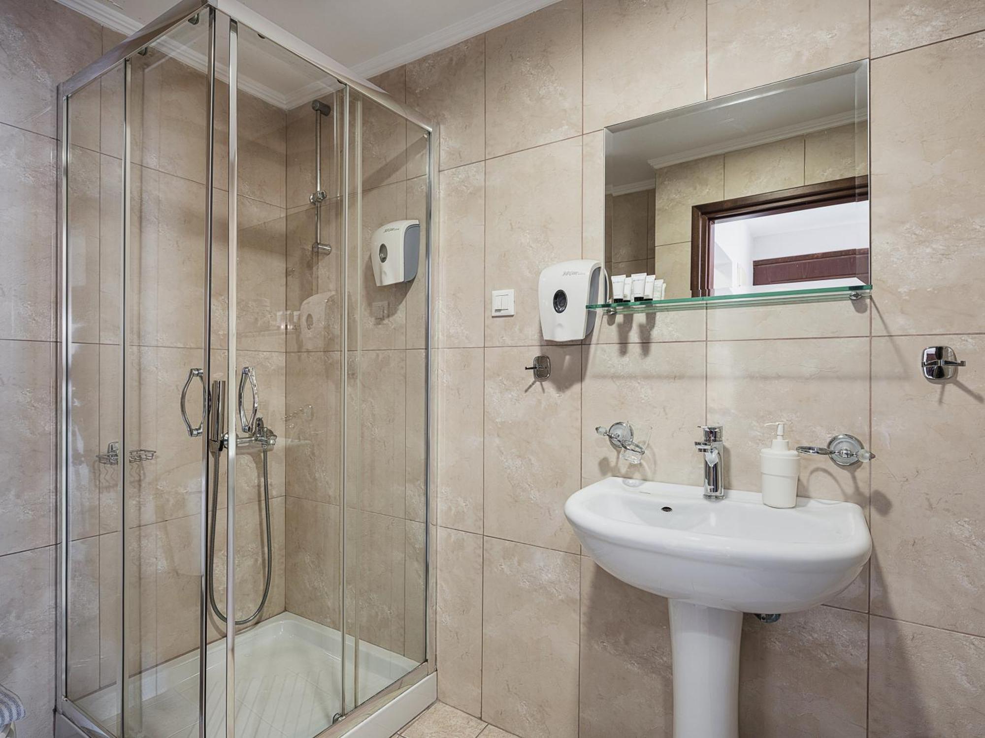 Theofilos City Hotel Ханья Экстерьер фото
