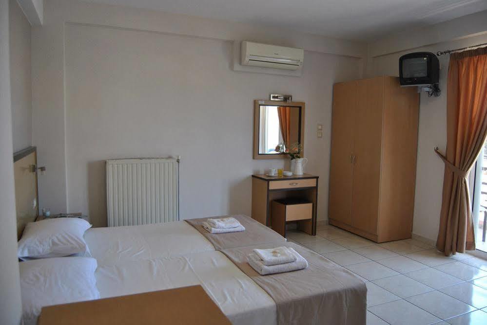 Theofilos City Hotel Ханья Экстерьер фото